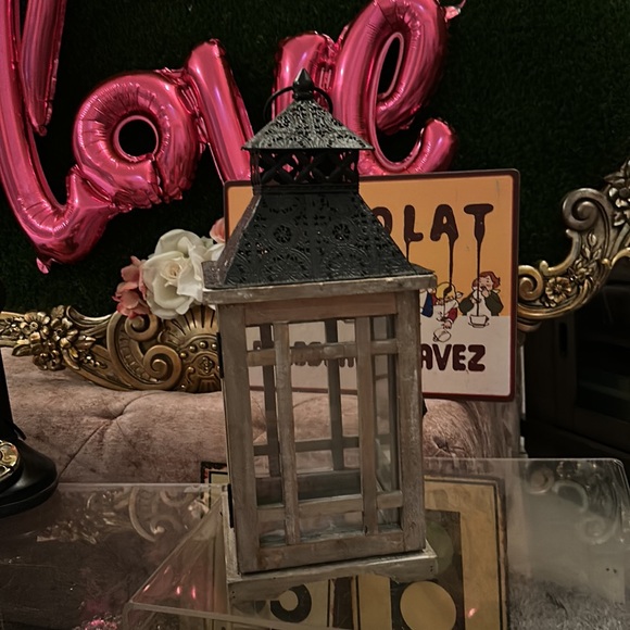 Lantern - Picture 4 of 7